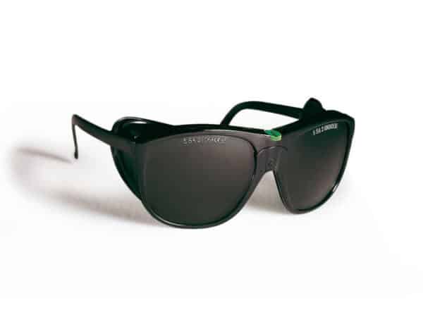 GLASSES FOR BRAZING